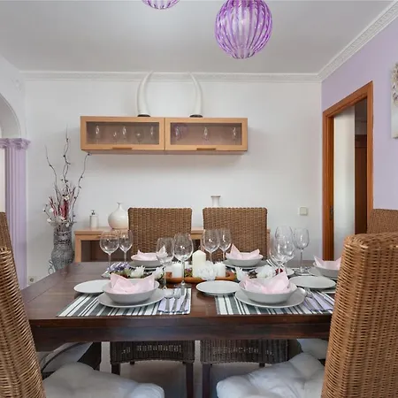 Apartment Violet House - *