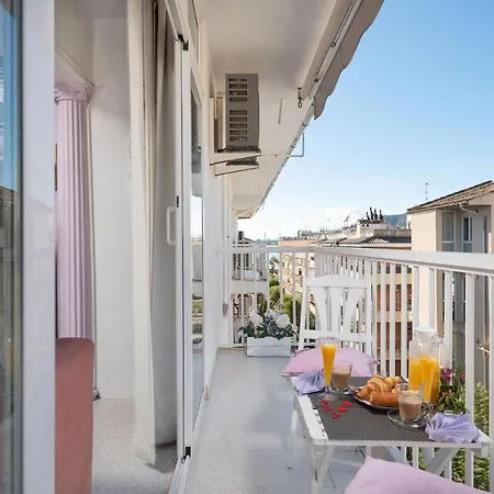 Violet House - *